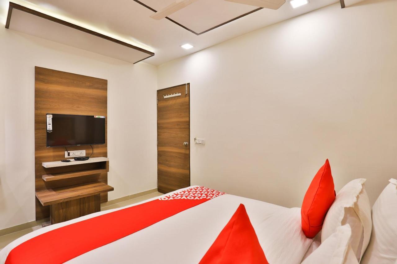 Hotel Oyo 24950 Shree Balaji Residency Ahmedabad