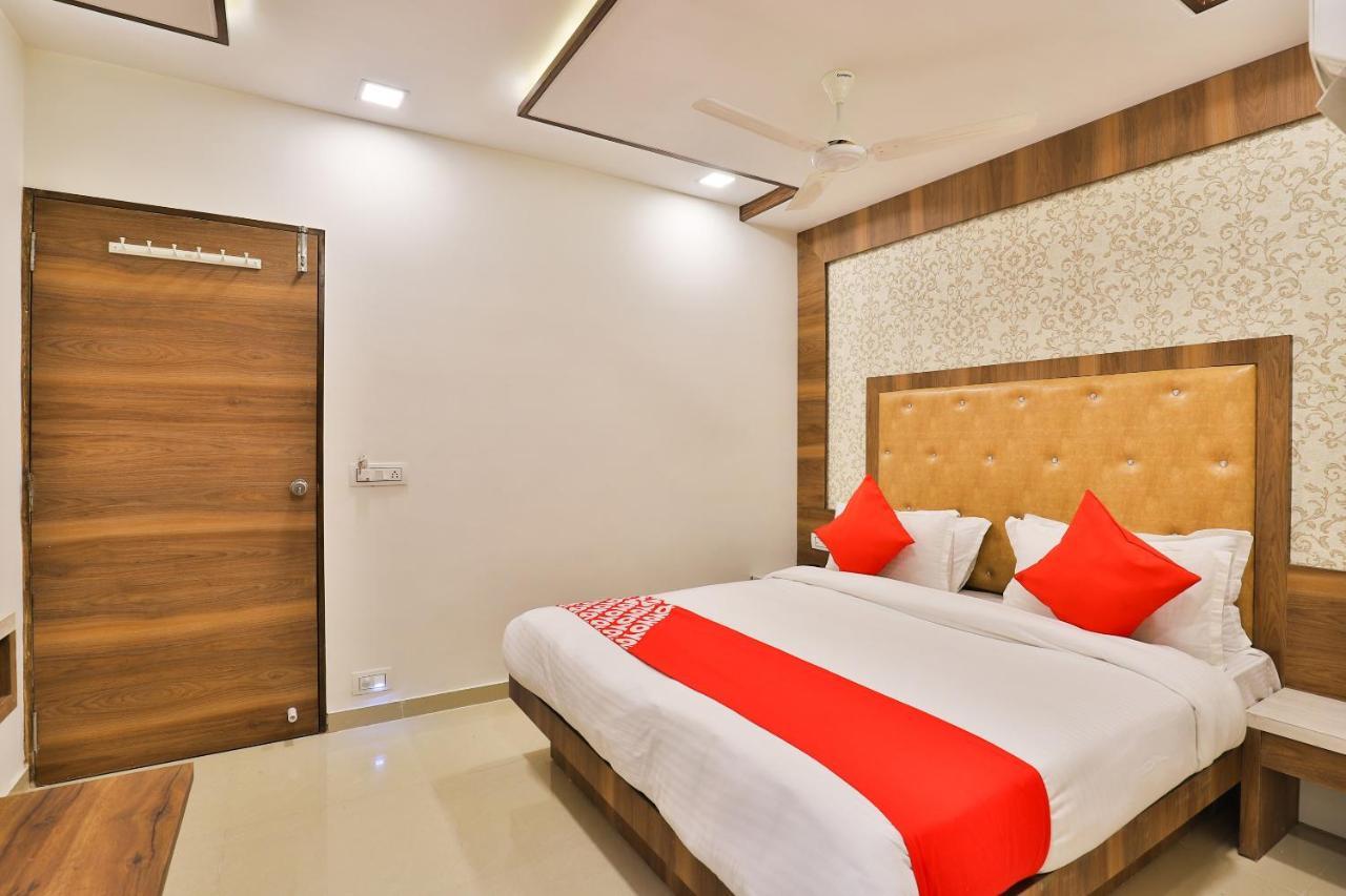 Oyo 24950 Shree Balaji Residency Hotel Ahmedabad